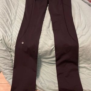 Lululemon leggings size 8 with pockets.